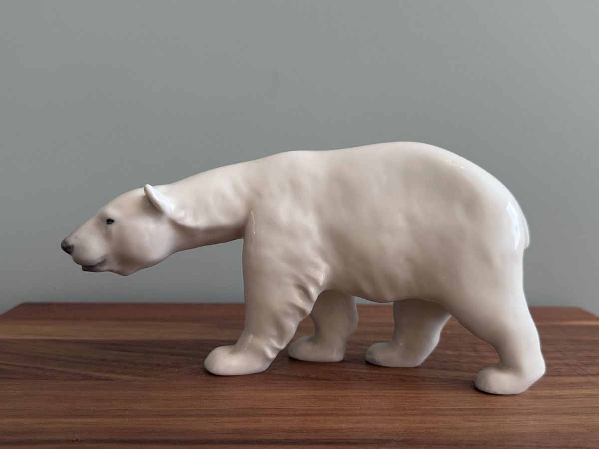 Royal Copenhagen Figuren: Royal Copenhagen Eisbär – Gebraucht aus Zürich von Ddechkovd 1