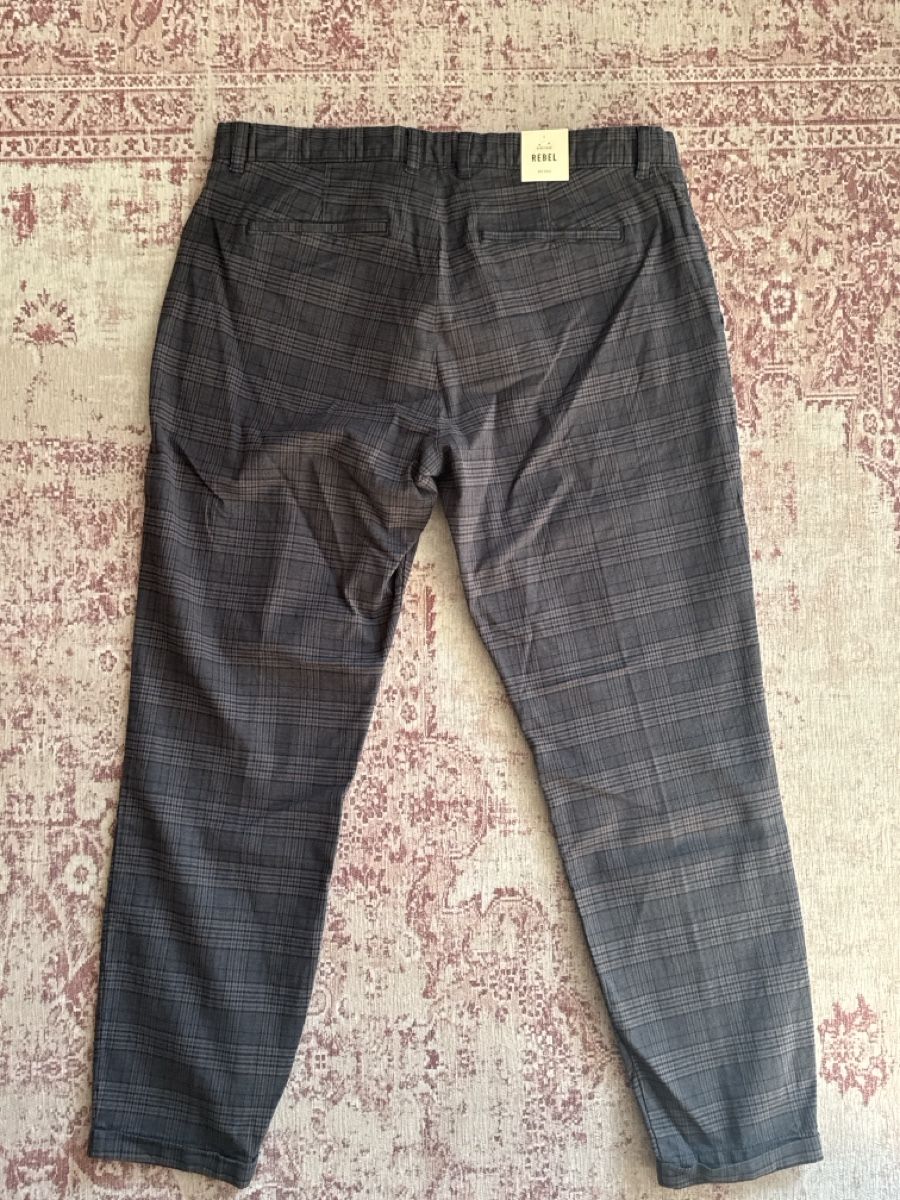 Hosen: Redefined Rebel - Grösse L – Neu (gemäss Beschreibung) aus Uerikon von MarkBaumann 1