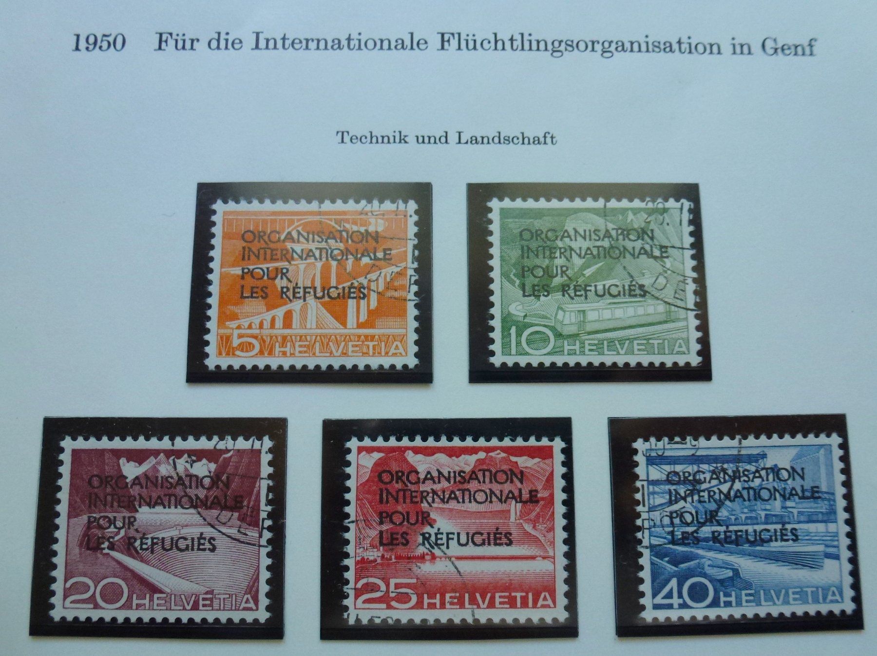 Tous les timbres: Sammlung Dienstmarken 1950 + Org. Int. p. les Refugies – D'occasion à Walkringen par Casablanca777 1