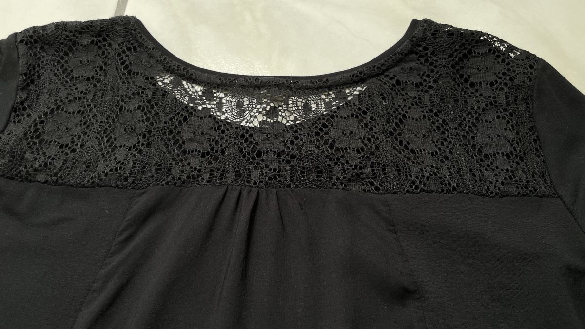 Esprit Camicette: Schwarze Esprit-Bluse mit Spitze, Grösse S – Usato da Bettingen venduto da Majvi 3