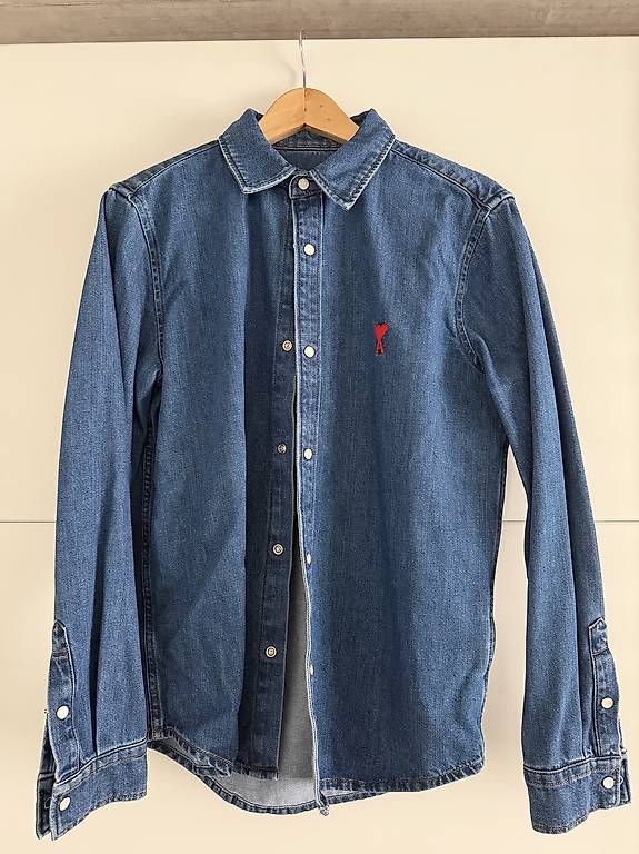 Camicette: Ami Paris Jeanshemd in Gr. S  – Usato da Kloten venduto da Dominik_5626