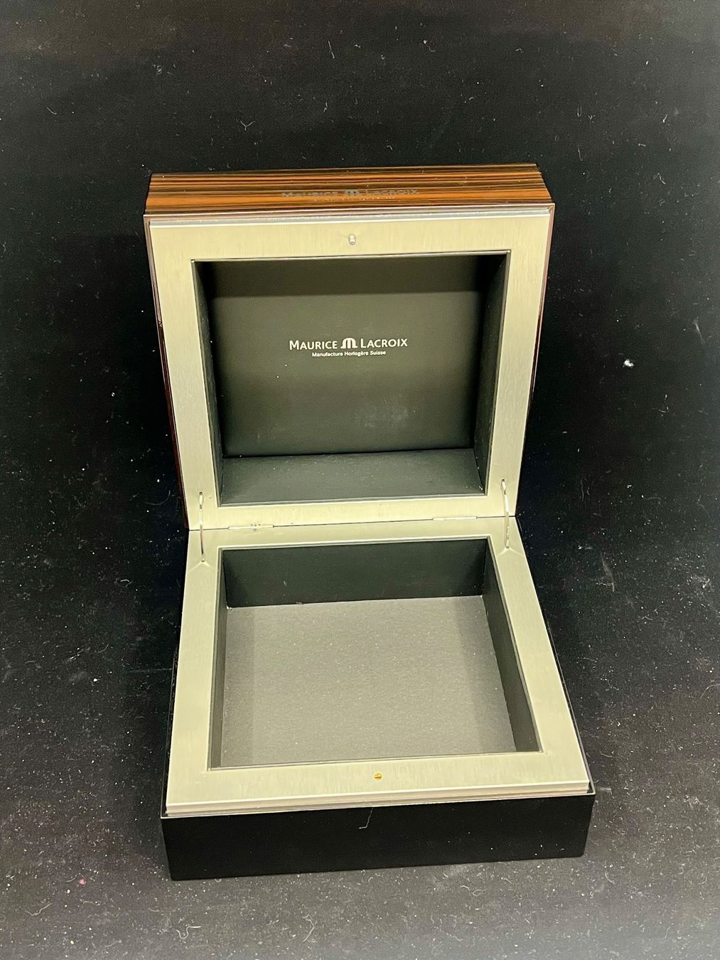 Maurice Lacroix Uhren: Maurice Lacroix Boîte pour montre – Gebraucht aus Sion von ROBY_ROBY_ROBY 2