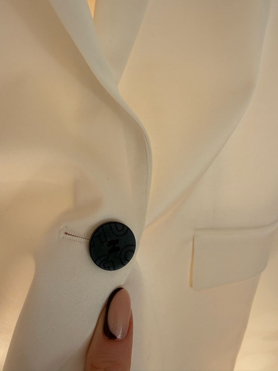 Hugo Boss Gilet & Giacche senza maniche: HUGO BEST white vest NEW – Nuovo (secondo la descrizione) da Zürich venduto da dar_ch4051 1