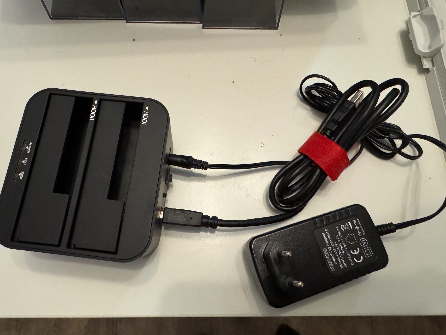Sharkoon Dockingstation: Sharkoon 2-Bay HDD Docking Station – Gebraucht aus Burgdorf von Caradhras