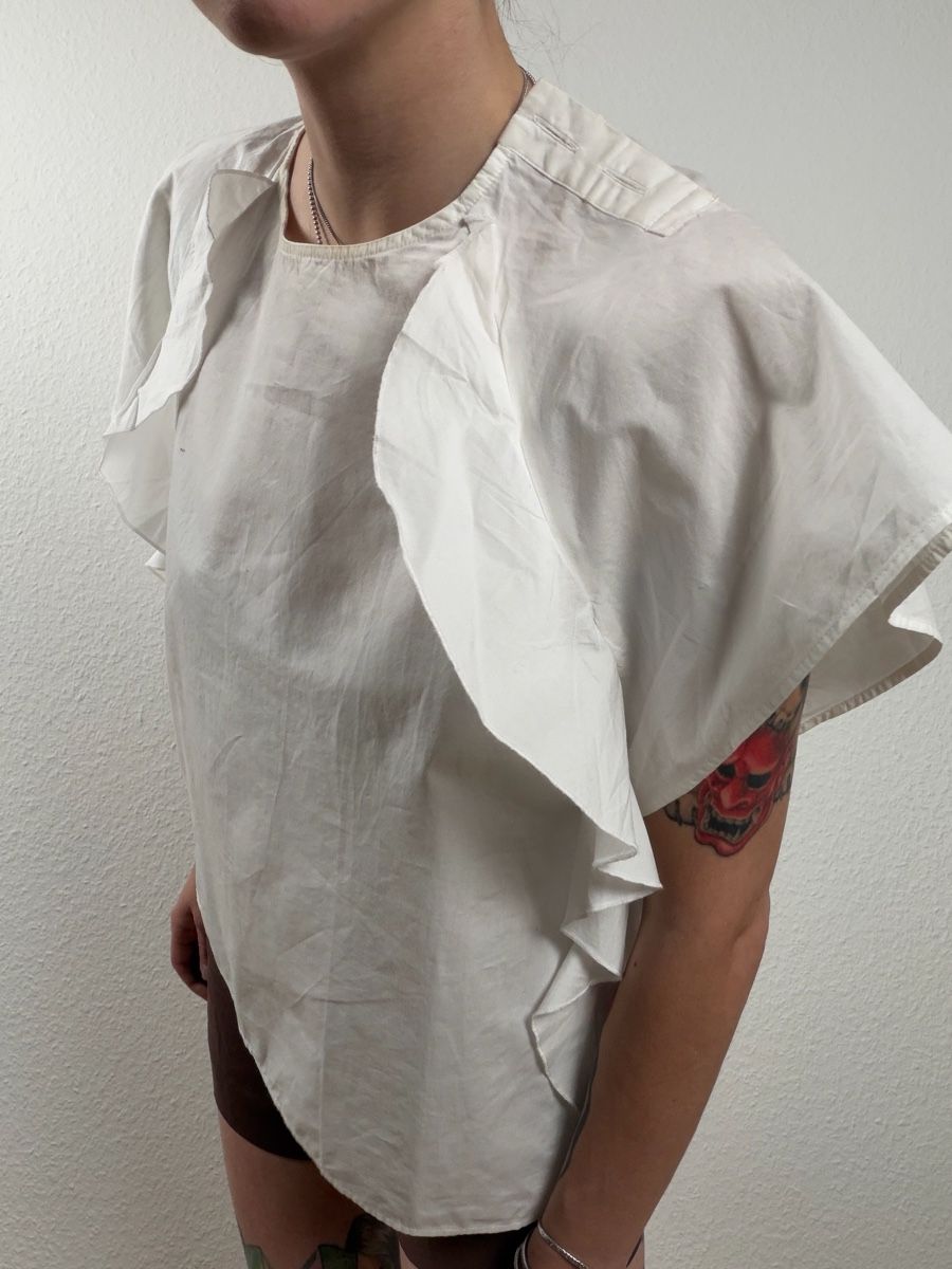 Zara Blusen: Zara Basic white ruffle blouse size S – Gebraucht aus Knonau von Grapesvintage 2