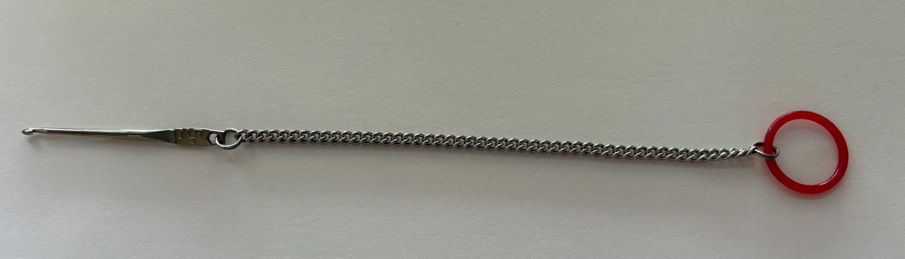Kits de loisir créatif: HÄCKELNADEL MIT KETTE UND RING – Neuf (Voir description) à Ostermundigen par wini63