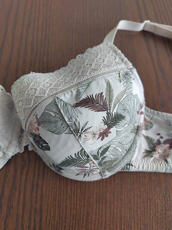 Etam Altra biancheria intima: Soutien-gorge Etam 75D – Usato da Morges venduto da L_6688 3