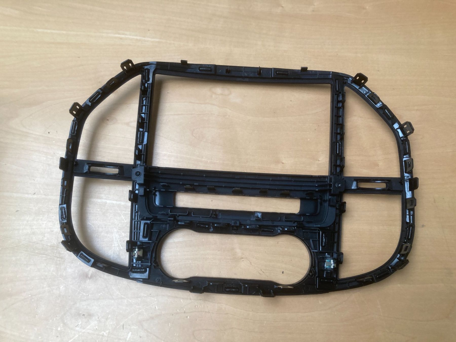 Mercedes-Benz Alle Autoersatzteile: Mercedes Benz Vito Radioblende V 4476690011 – Gebraucht aus Cham von Cham6332 1