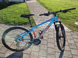 Mountainbike 27,5" blau