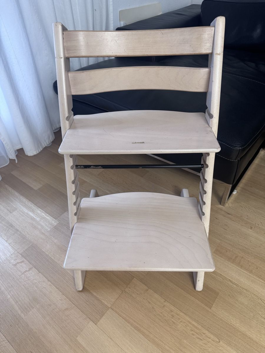 Stokke Hochstühle: Stokke Hochstuhl Tripp Trapp Buche – Gebraucht aus Thalwil von Mapago 2