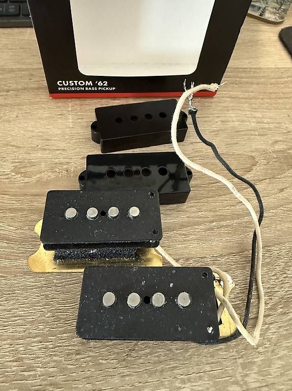 Fender Strumenti musicali: Fender Custom '62 Precision Bass Pickup - Neuwertig! – Usato da Zürich venduto da Fcznr1 1