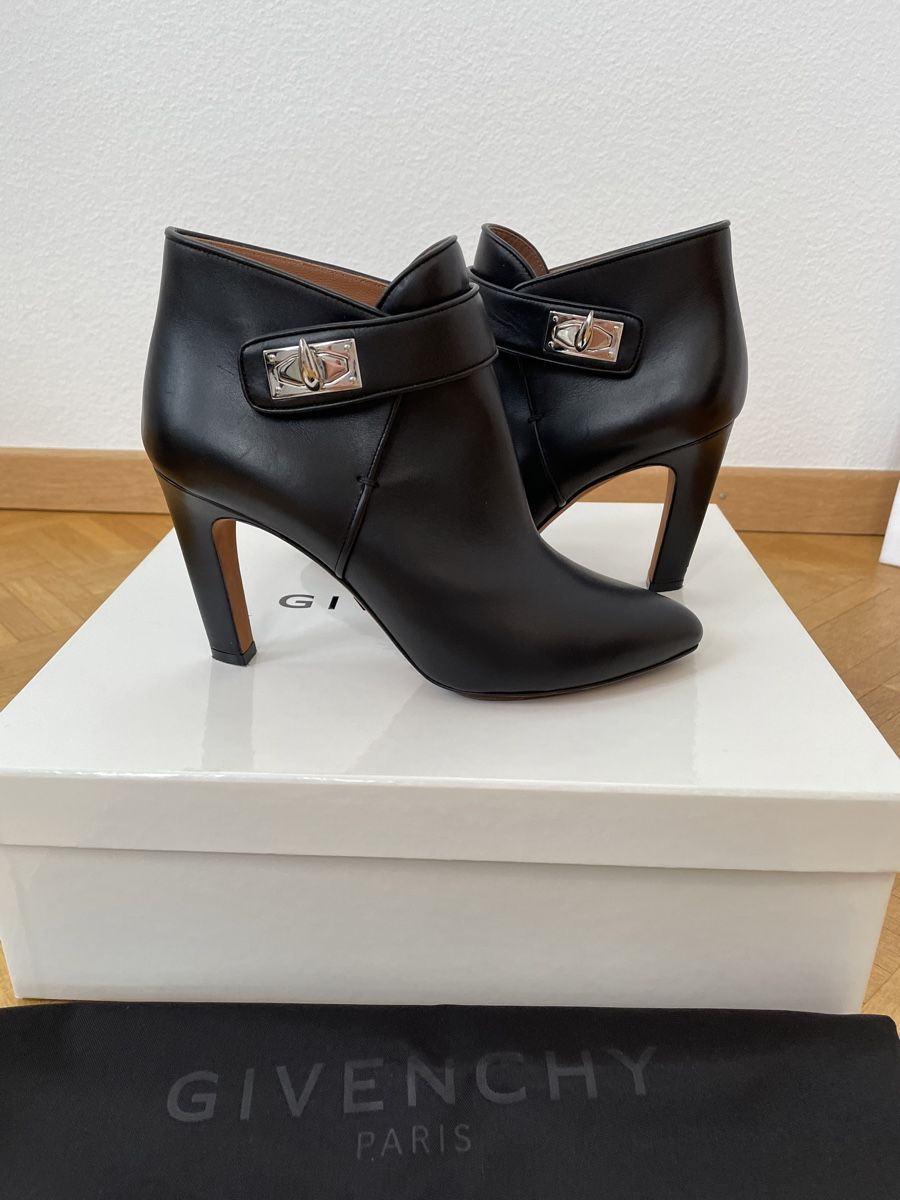 Givenchy Scarpe da donna: Givenchy Bootie – Nuovo (secondo la descrizione) da Fruthwilen venduto da beadier1 4