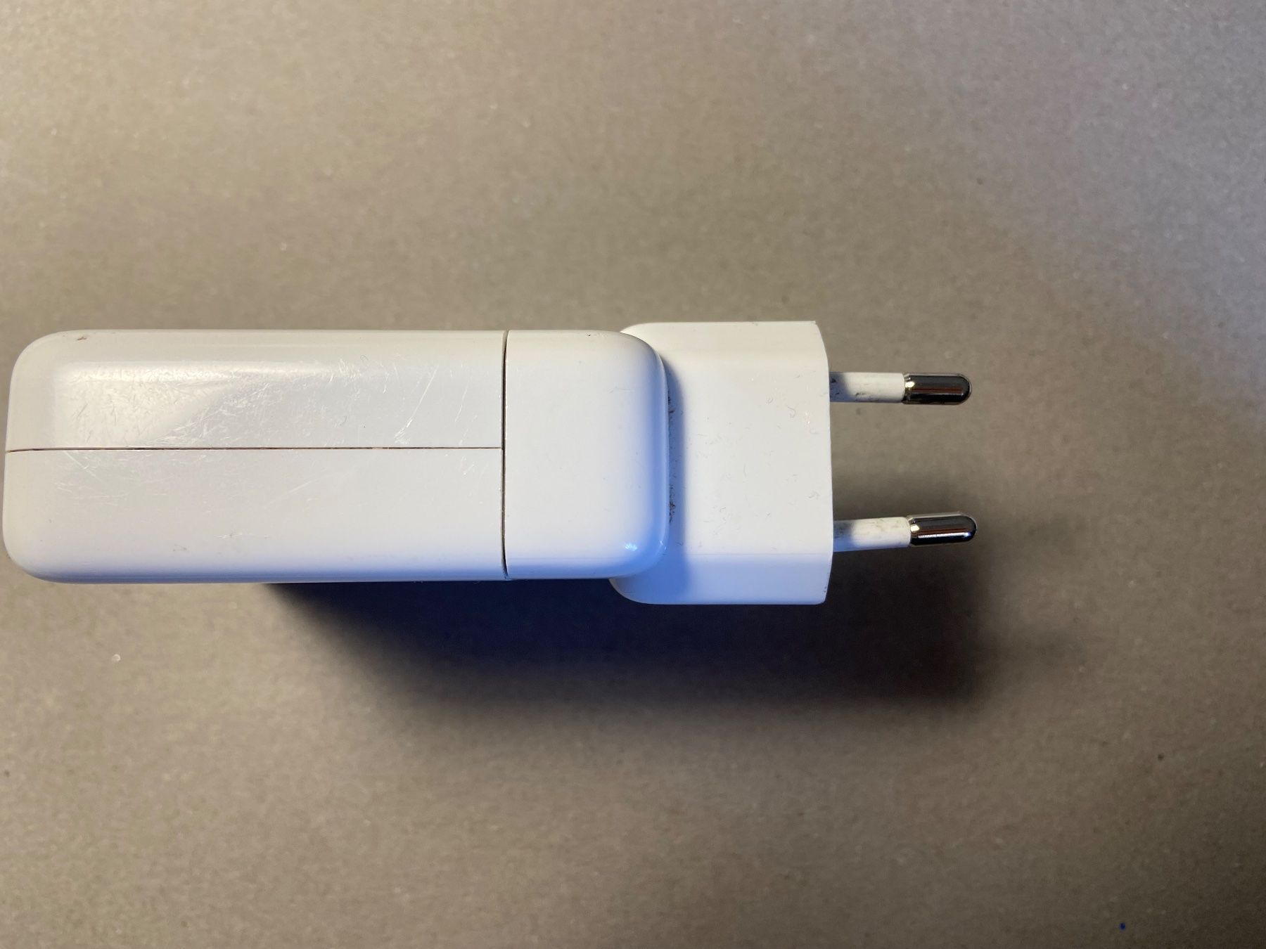 Apple Ladegerät: MacBook Ladegerät – Gebraucht aus Bern von liv_7kz7 8