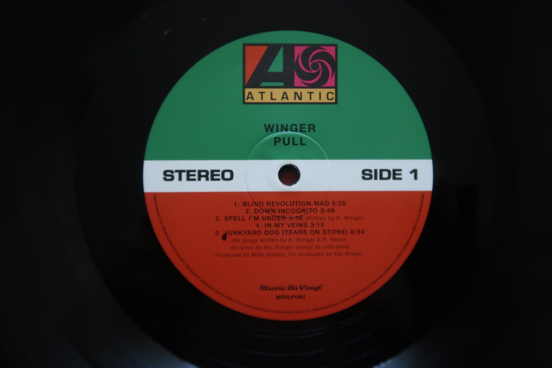 Vinyles: WINGER - PULL - VINYL LP – D'occasion à Basel par Patiscat 2