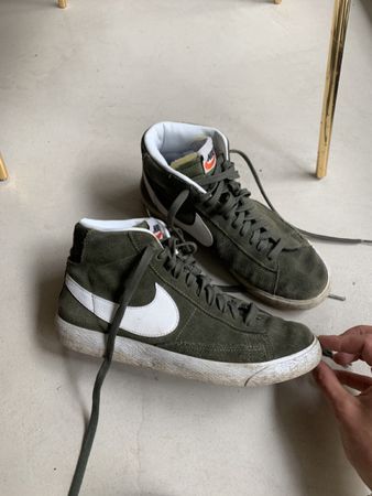 Nike Blazer Mid '77 Olive Green size 39