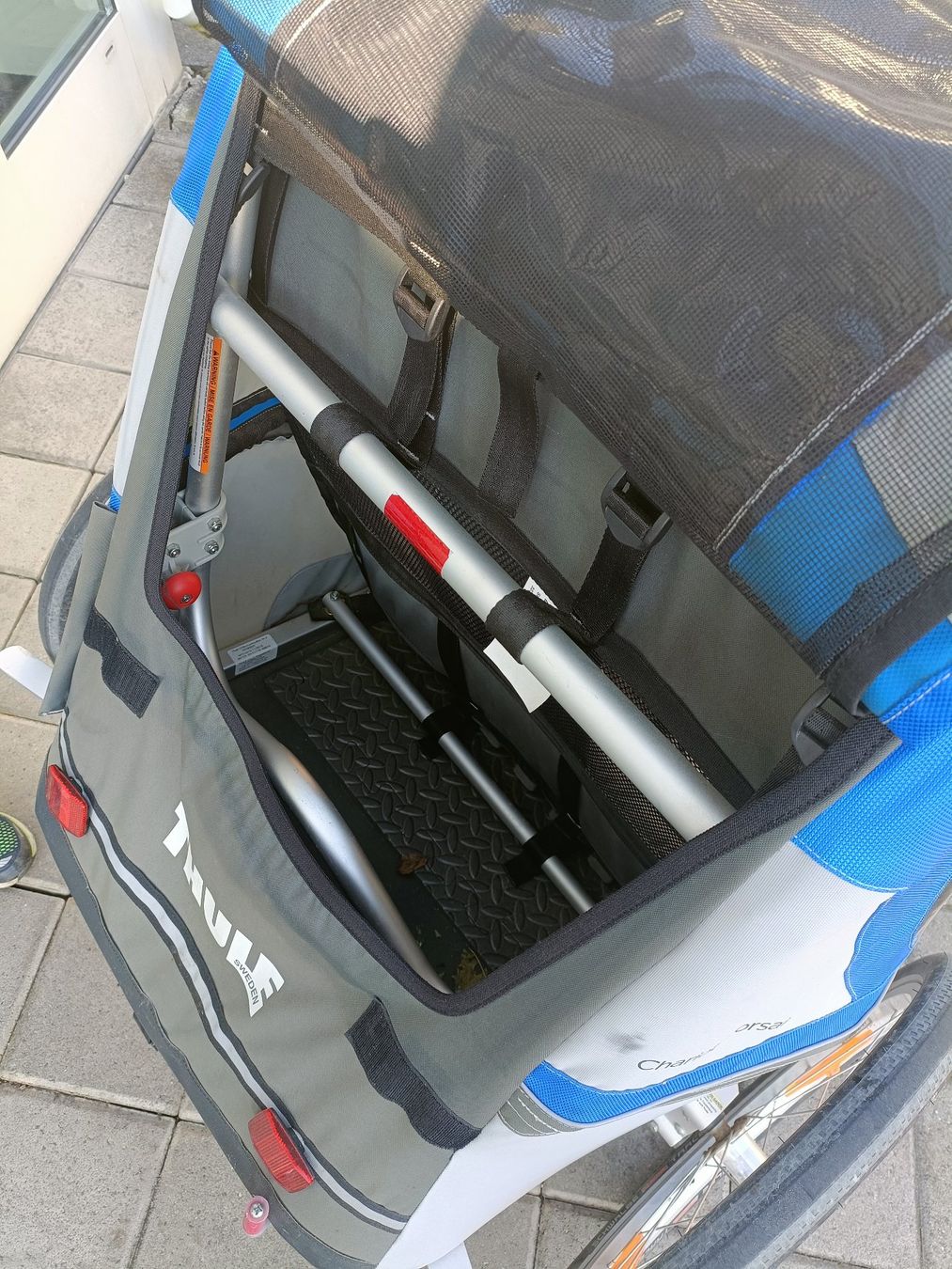Anhänger: Veloanhänger Thule – Gebraucht aus Watt von eustonexpress 2