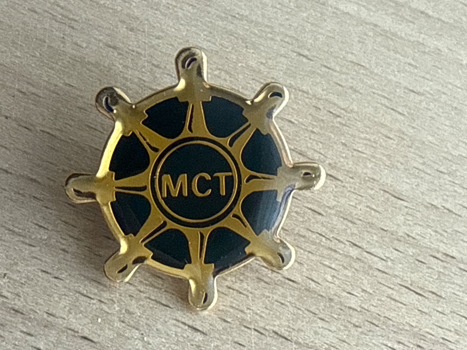 Plaquettes & Badges: Pin MCT – D'occasion à Glattbrugg par Schweigmatt