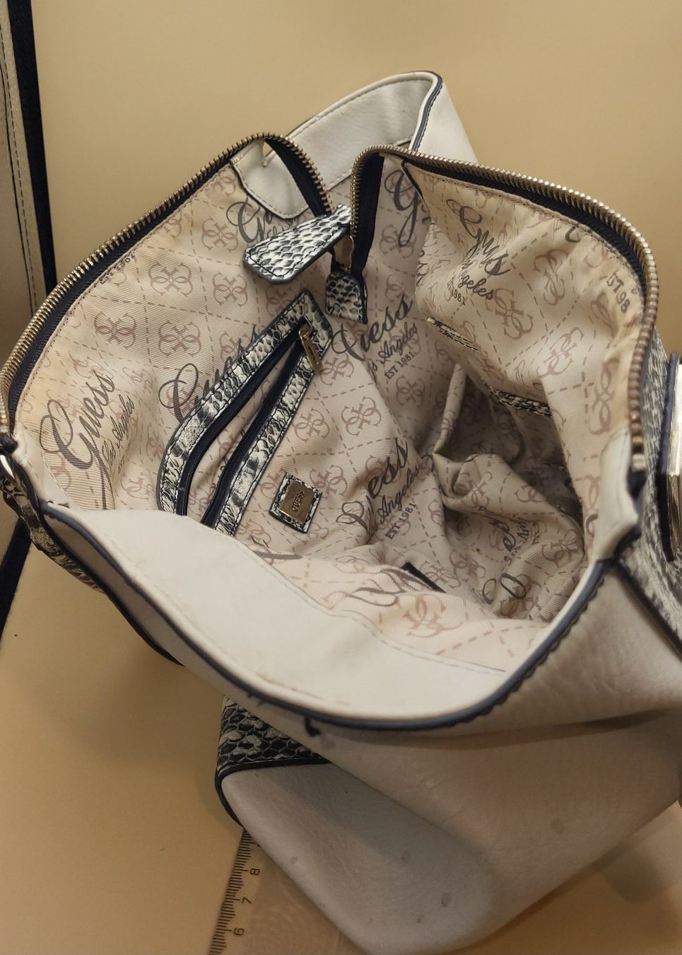 Guess Borse da donna: GUESS Handtasche – Usato da Wald ZH venduto da SwissPawnshop 2