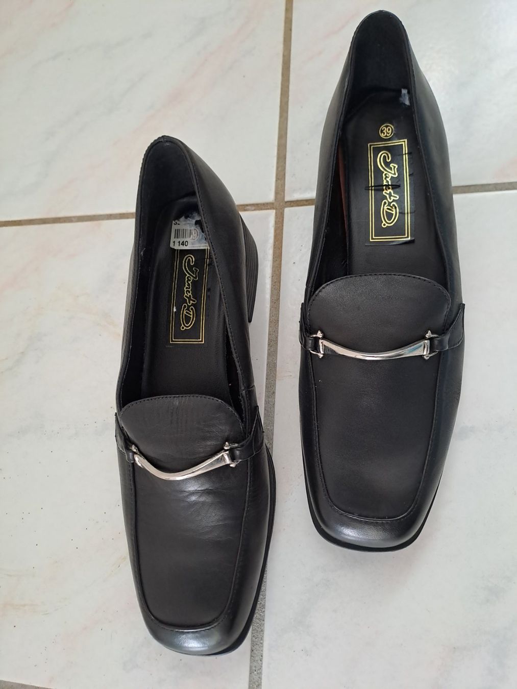 Scarpe da donna: Ballerina, echt Leder – Usato da Frauenfeld venduto da Andadaa 2
