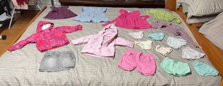 Lot habits fille 80 été (32 pièces)