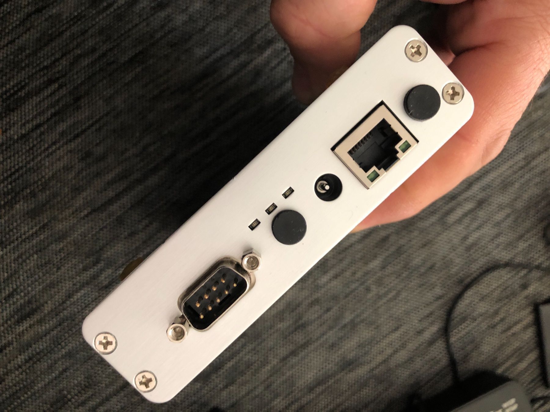 Telefoni: Telefon IP Server VoIP Telefon Server – Usato da Zürich venduto da eymen20 1
