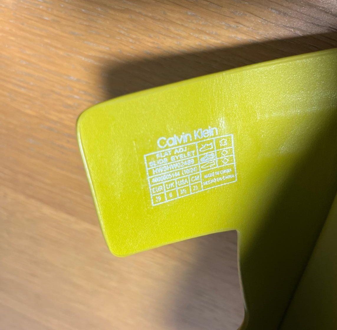 Damenschuhe: Calvin Klein Pantoletten, Gr. 39 neu – Neu und originalverpackt aus Basel von Mila_Graf 6