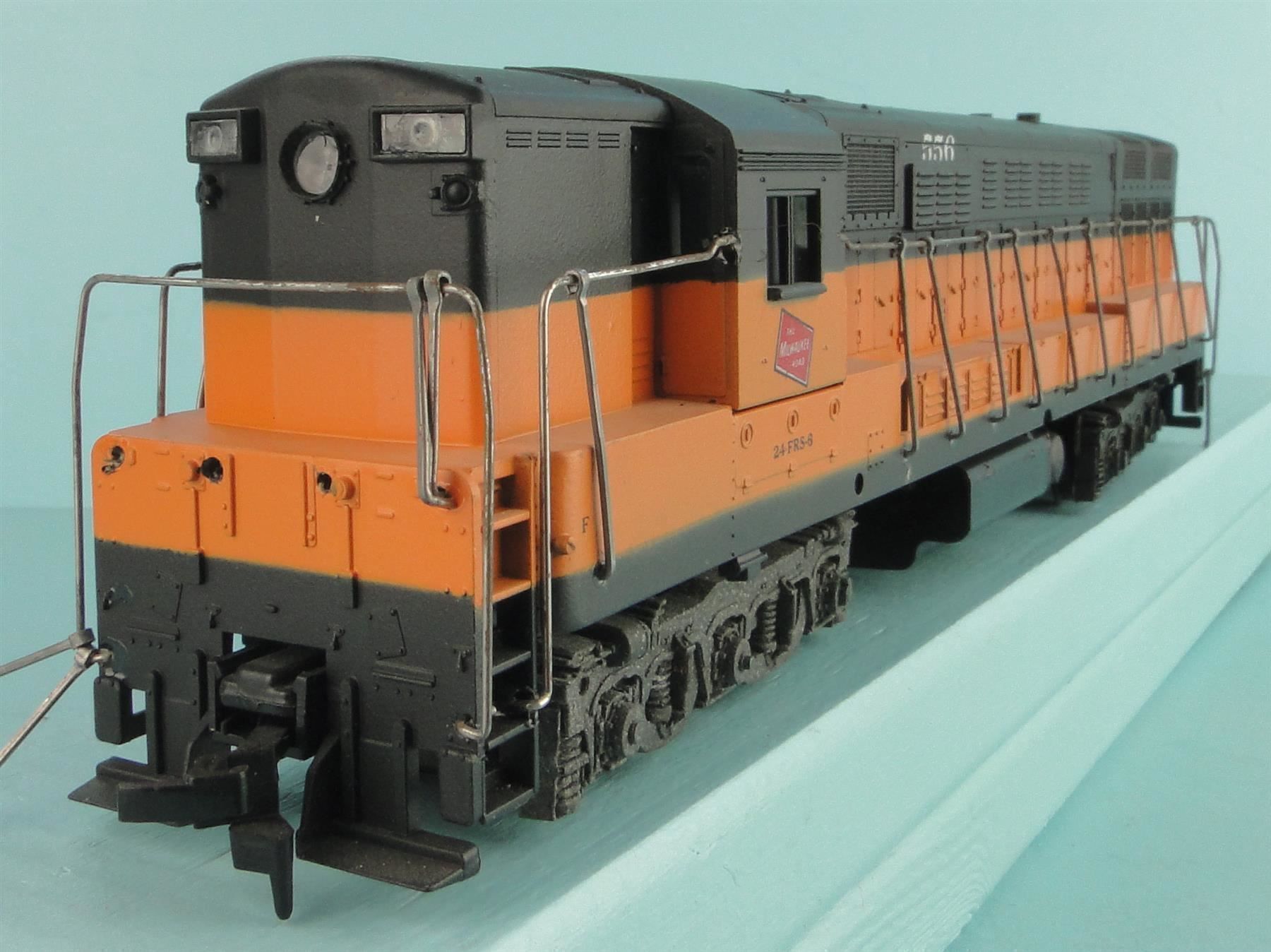 Athearn Modellini di ferrovie: Athearn U30C Milwaukee Route, DUMMY – Usato da Bülach venduto da cann11 4