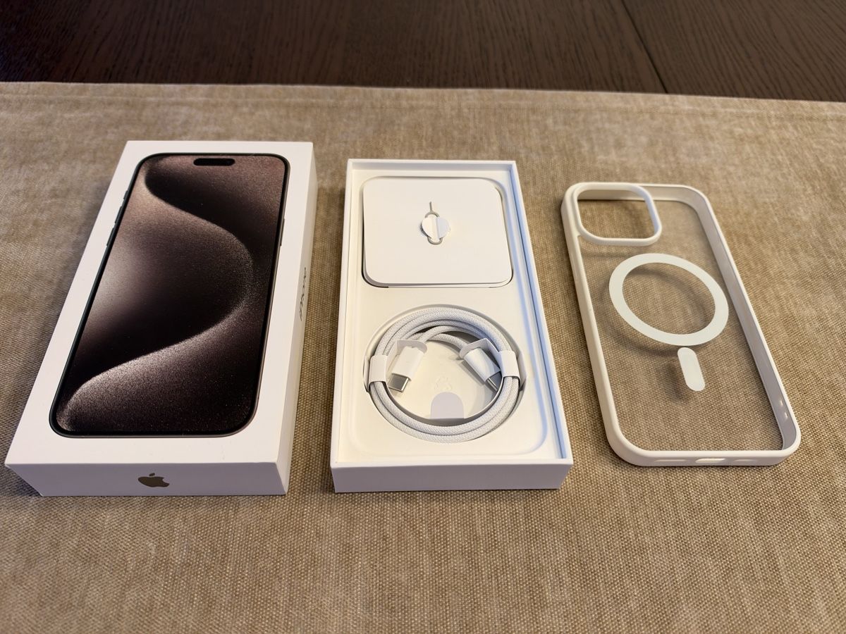 Apple Handys / Smartphones: Apple iPhone 15 Pro Max, 256 GB – Gebraucht aus Hünenberg See von nero_1994 2