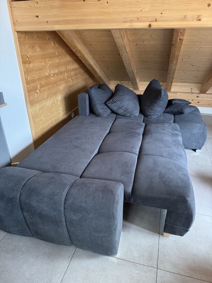 Divani: Sofa – Usato da Leissigen venduto da jen_6y7m 5