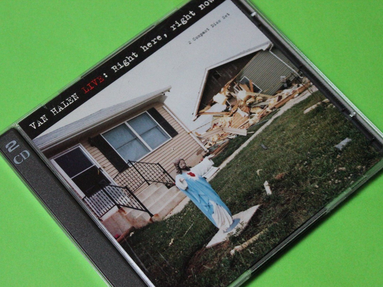 CDs: VAN HALEN - LIVE: RIGHT HERE, RIGHT NOW 2CD 1993 – Gebraucht aus Tübach von JamesStone