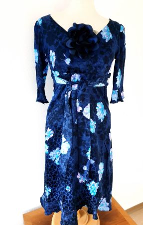 KLEID DRESS S 36 HANDARBEIT top zu JACKE BLAZER STRICKJACKE