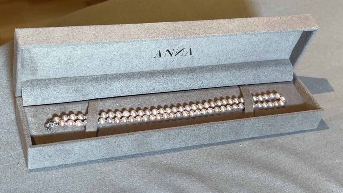 Bucherer Catenine: Echtes Perlenhalsband, grau-rosé Zuchtperle – Nuovo (secondo la descrizione) da Lupsingen venduto da fabi11e 8