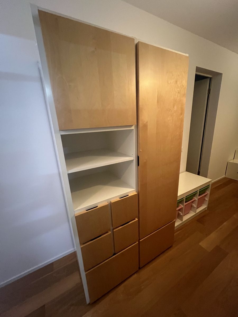 Ikea Armadi: Ikea Kinder Kleiderschrank – Usato da Eppenberg venduto da Peaches01