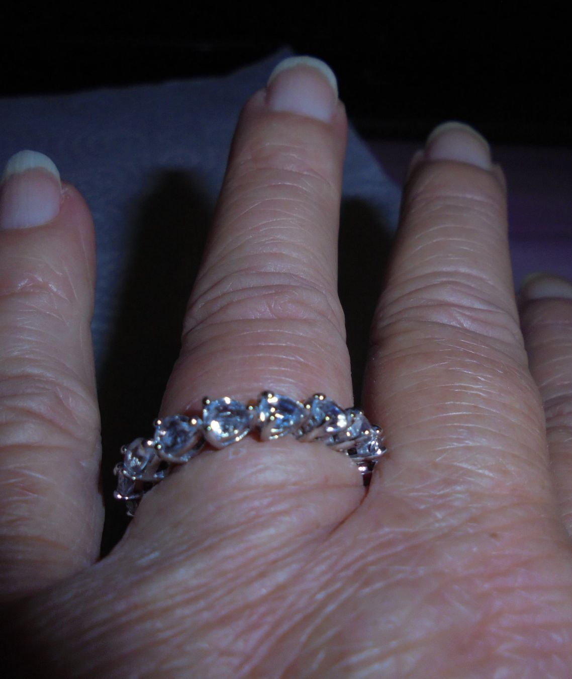 Ringe: Echtschmuck: Eternity-Ring mit Weissem Topas, Silber 53/17 – Neu (gemäss Beschreibung) aus Zuchwil von maumauchi 9