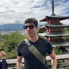 Profile image of rom_rhy8
