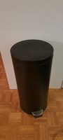 Schwarzer Treteimer / Mülleimer – 64 cm hoch