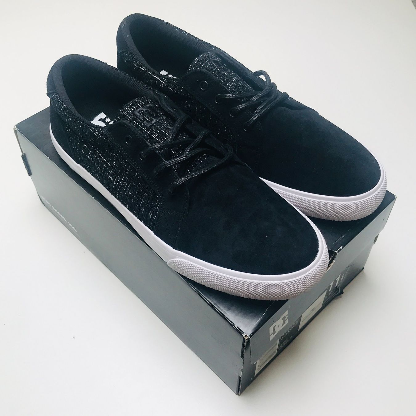 Scarpe da uomo: DC Council Schuhe Original, Neu mit Karton, Gr 45 – Nuovo e nell'imballaggio originale da luzern venduto da ARNI. 2