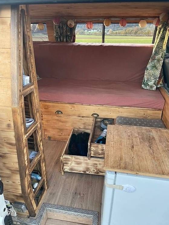 Camping Fahrzeuge: VW T4 mit einzigartigem Ausbau – Gebraucht aus Zweisimmen von gyg_7s7n 2