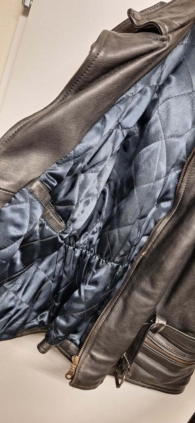 Giacche: Lederjacke Reto Look – Usato da Brugg AG venduto da bacbac5757 2