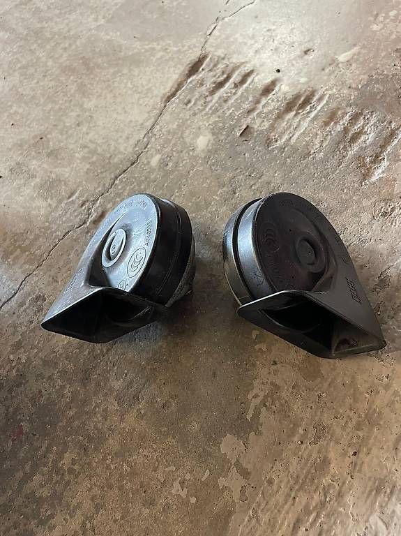 Tutti pezzi di ricambio auto: Bmw e90 e91 e92 e81 e87 e84 hupe  – Usato da Arbon venduto da dor_69vv