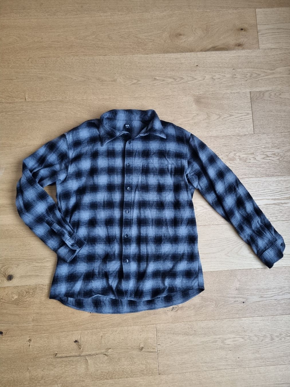 Lotti di vestiti: Uniqlo Kleider Package – Usato da Bellikon venduto da Jake-la-Motta 5