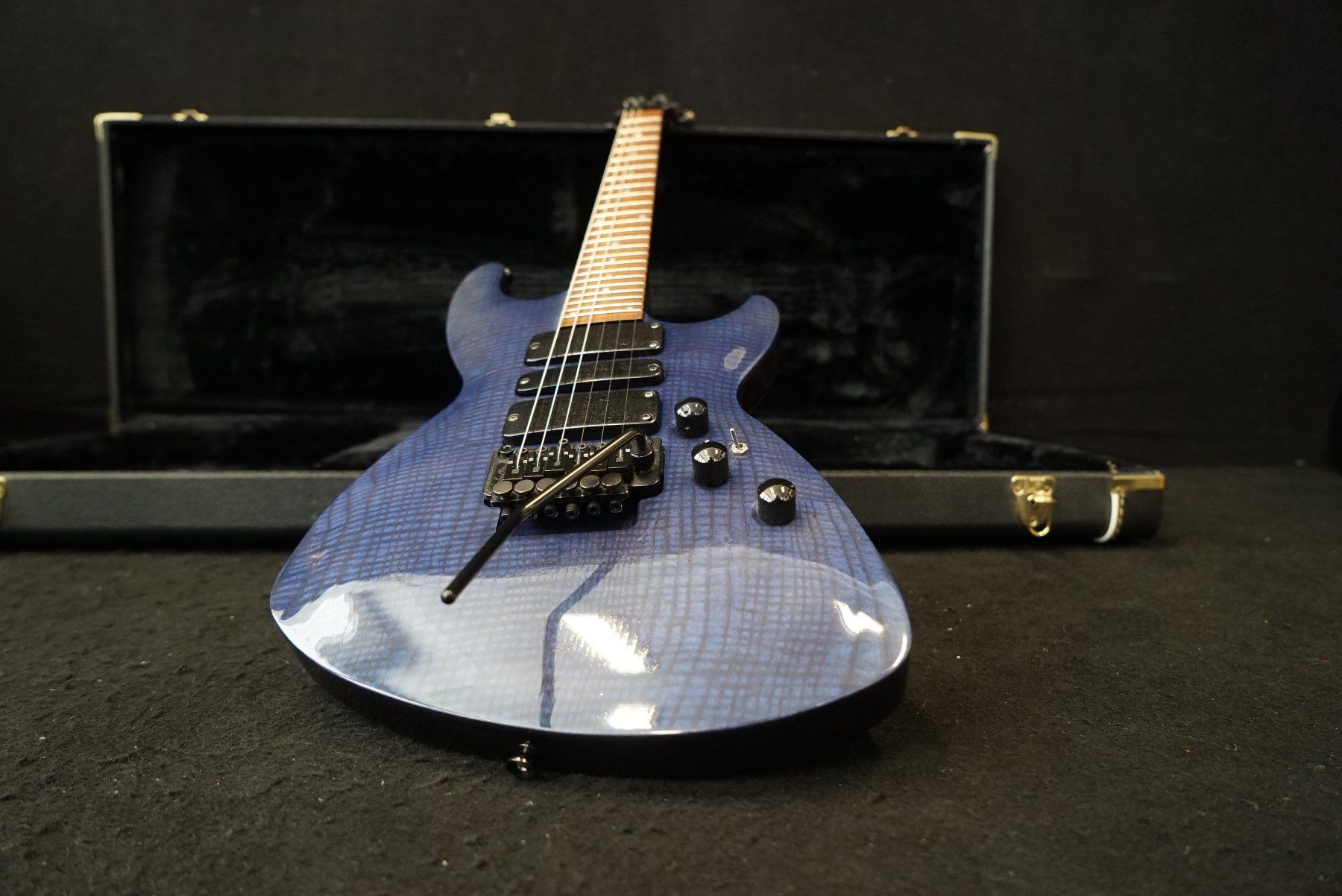 Strumenti musicali: Chris Larkin ASAD blue Custom – Usato da Ortschwaben venduto da Musictrade 1
