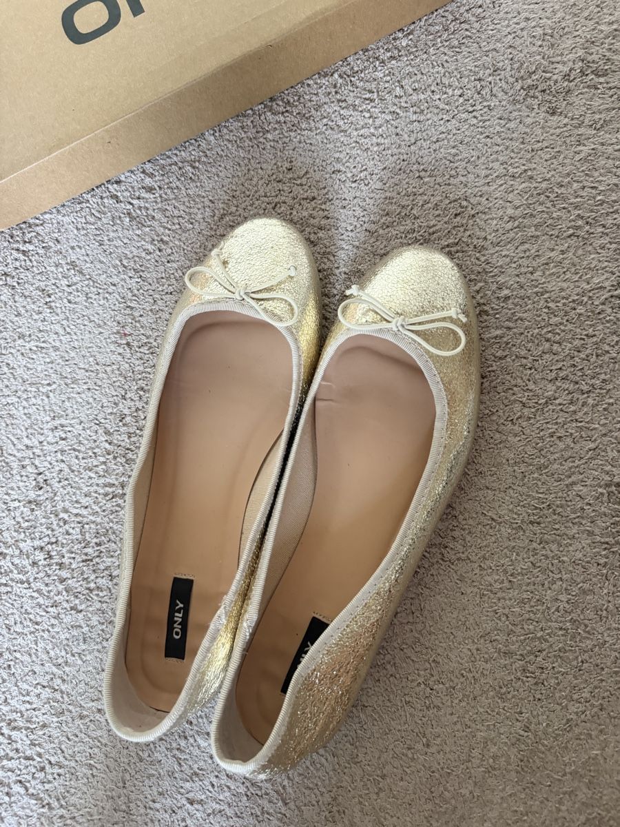 Scarpe da donna: Ballerinas Gold – Usato da Frauenfeld venduto da hannamaria29 2