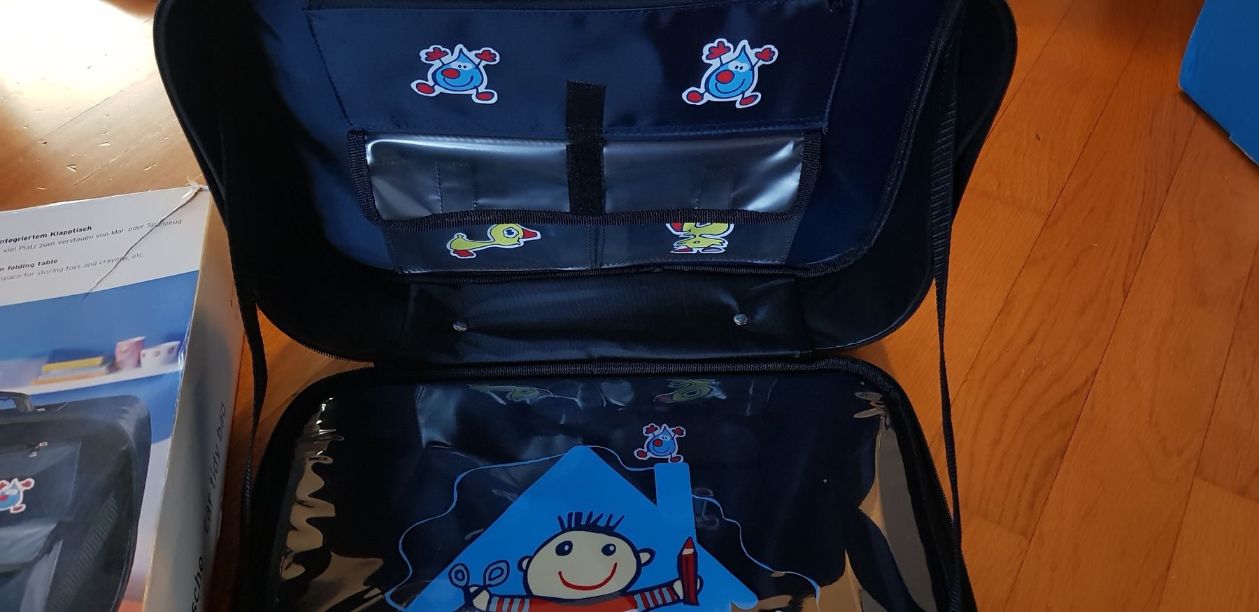Seggiolini per auto: Autositz- Tasche Kinder mit Tisch – Nuovo e nell'imballaggio originale da Uznach venduto da Bilkev 1