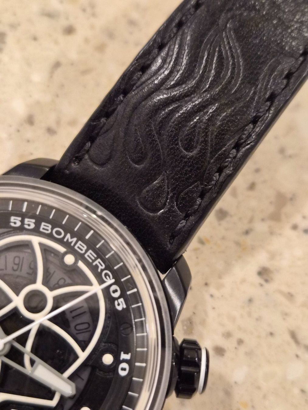 Bomberg Uhren: Bomberg BB-1 Automatic Black Skull – Neu (gemäss Beschreibung) aus Chabrey von Horology 3