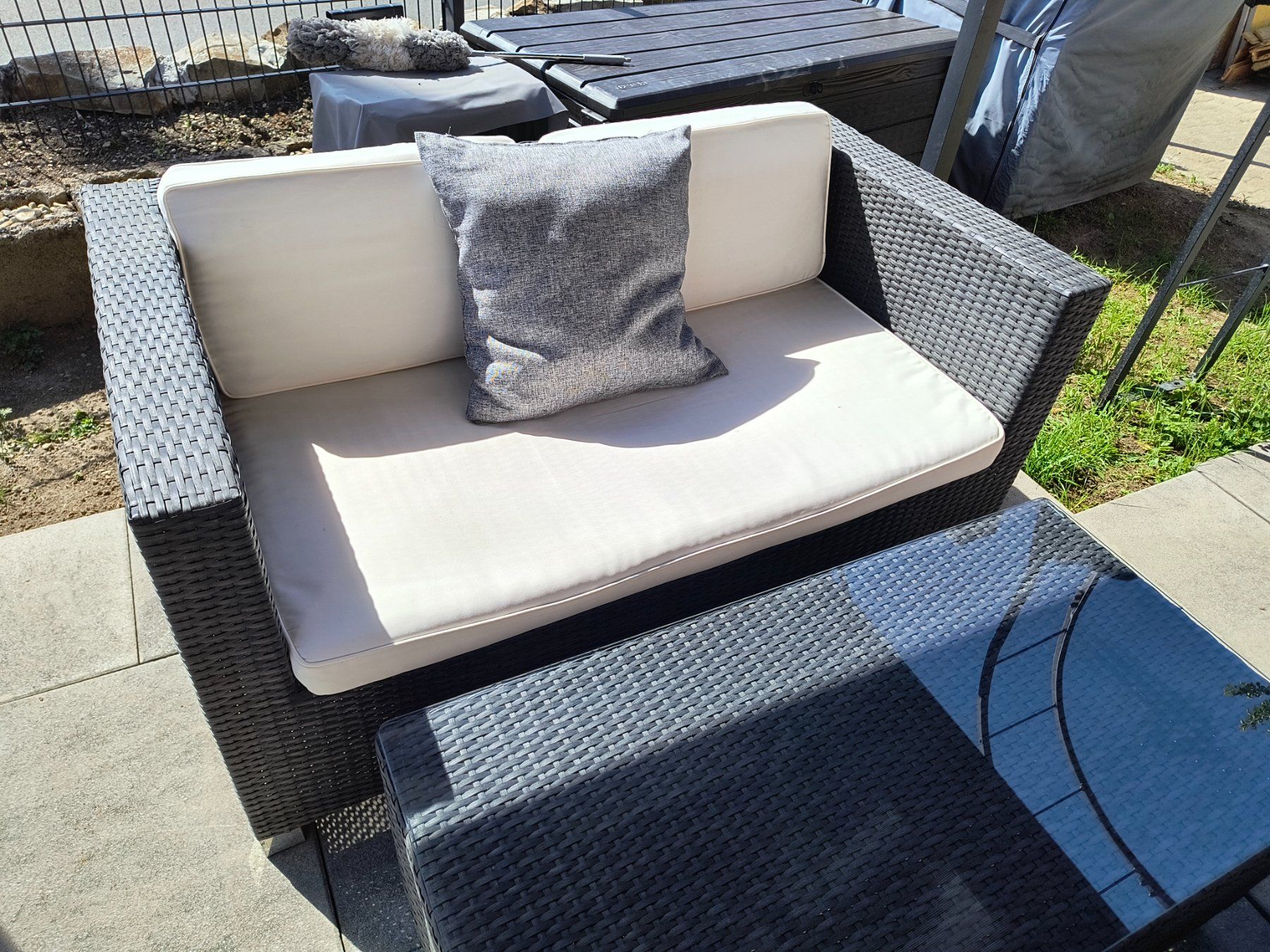 Divani: Gartenlounge mit Kissen – Usato da Neuhausen am Rheinfall venduto da VALAMA 3