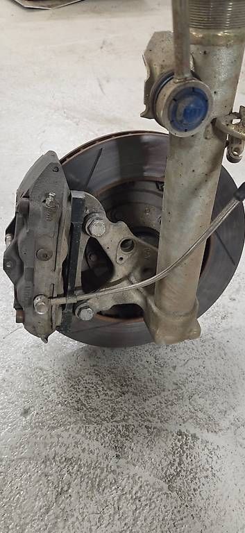 BMW Tutti pezzi di ricambio auto: Kit freins complet M3 e30 Gr.A – Usato da Apples venduto da mistral28 3