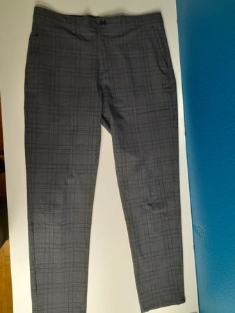 pantalon zara taille 42 gris prince de Galle