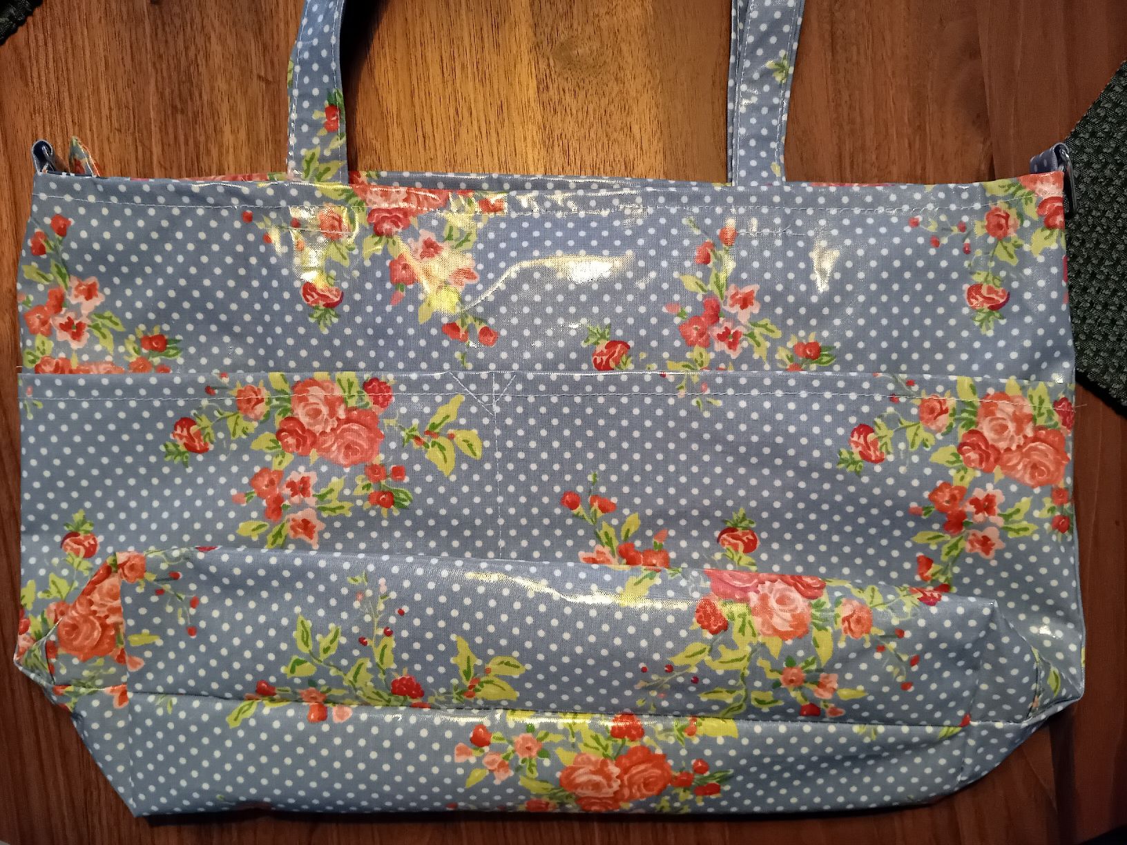 Taschen für Damen: Geräumige Einkaufstasche, Blumenmuster beschichtet – Neu (gemäss Beschreibung) aus Burgdorf von carodesign1 3