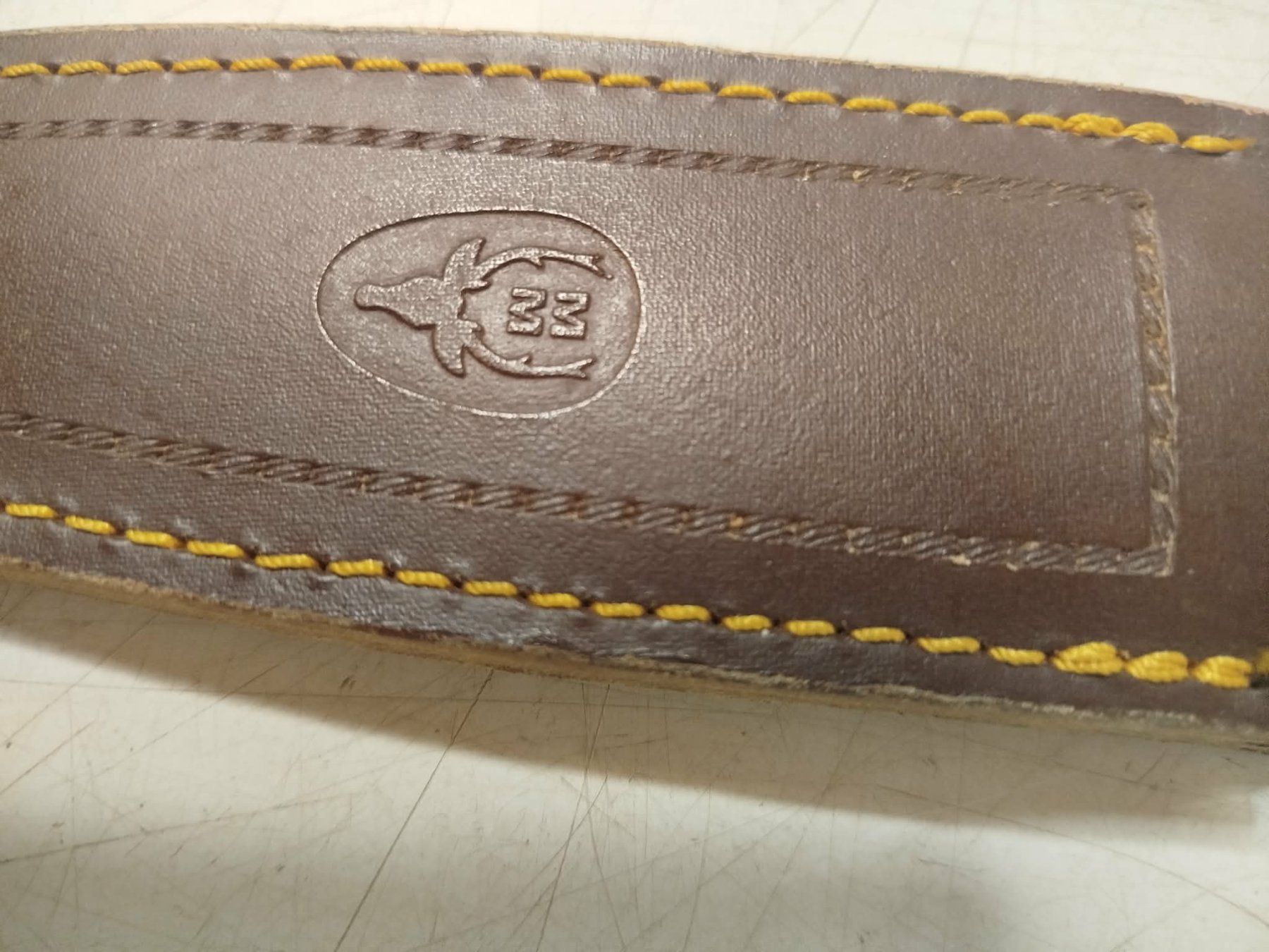 Muela Accessori: Couteau Muela – Usato da La Chaux-de-Fonds venduto da Emmaus2300CDF 1